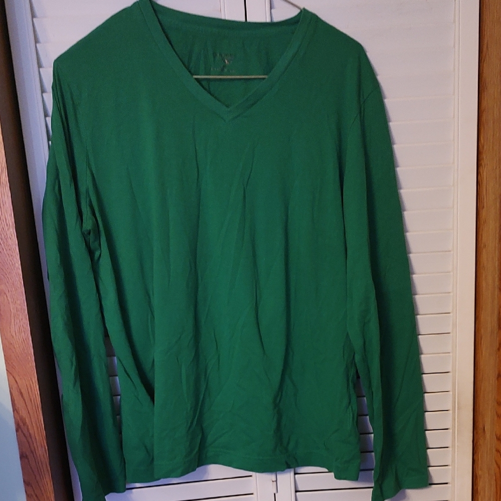 Danskin Now Green Top